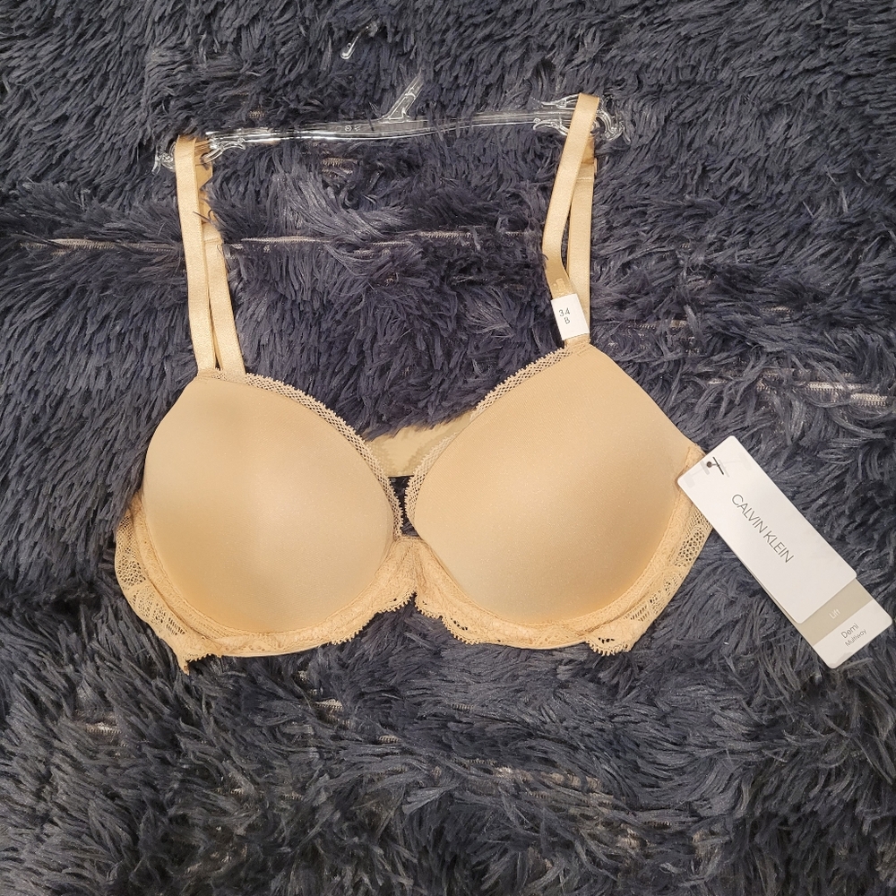 NWT Calvin Klein Women's Bra